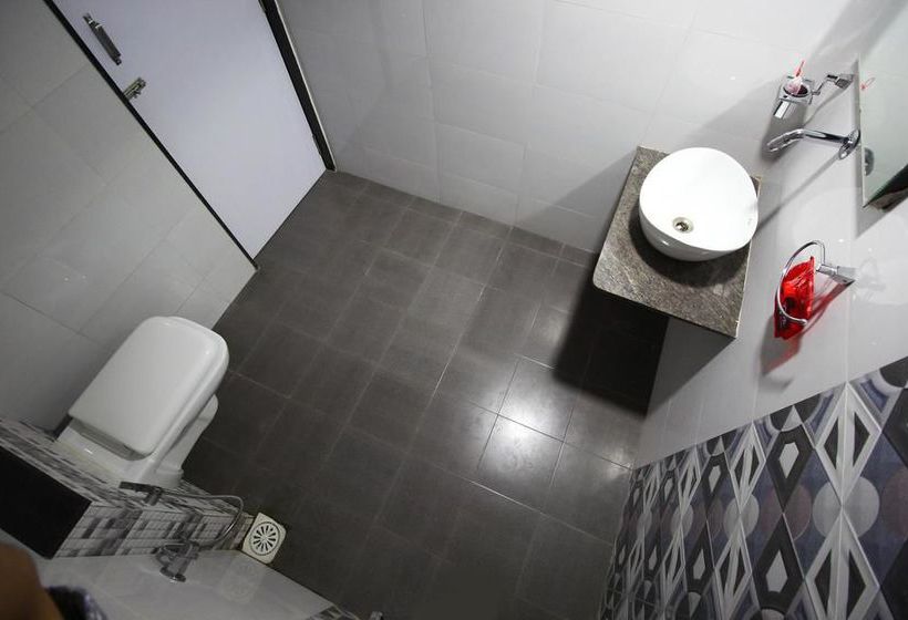 Hotel Oyo Rooms Kankaria Lake Maninagar 19