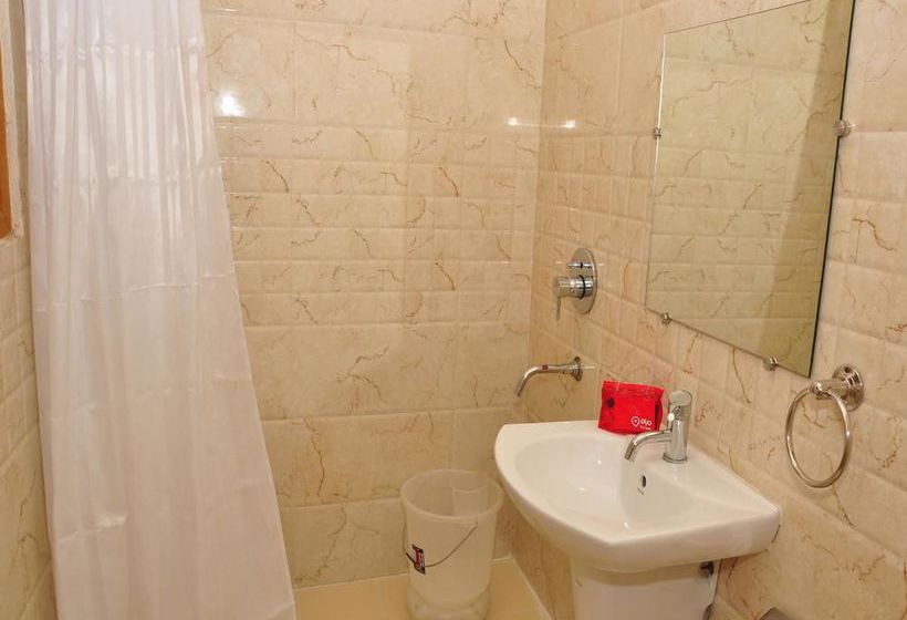 Hotel Oyo Rooms Guru Ram Das Sarai 17