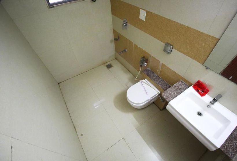 Hotel Oyo Rooms Vasna Satellite 12