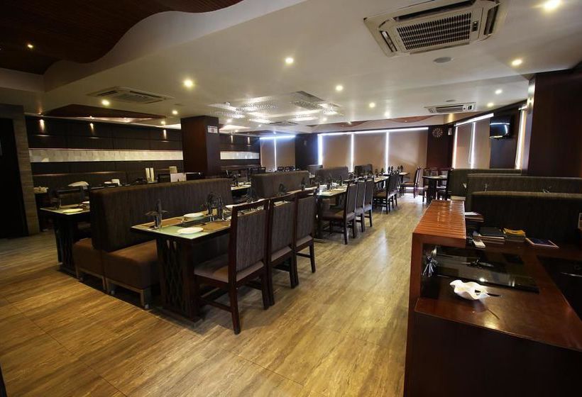 Hotel Oyo Rooms Vasna Satellite 5