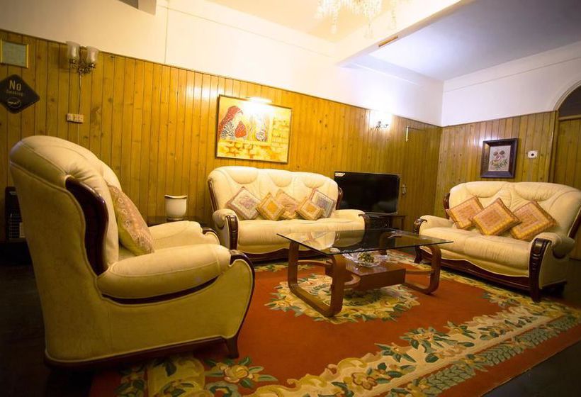 Hotel Oyo Premium Mall Road Darjeeling 10