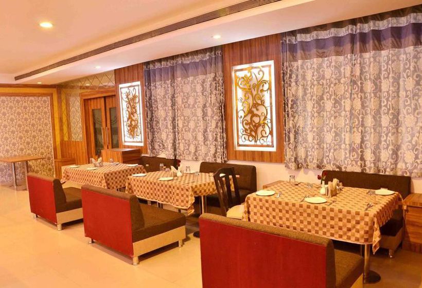 Hotel Oyo Rooms Meghdoot Garden 13