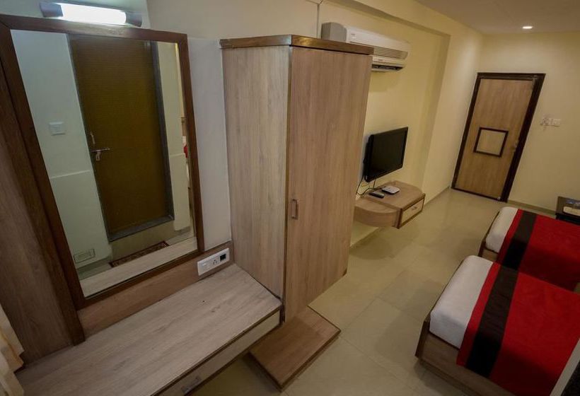 Hotel Oyo Rooms Paldi Bus Stand 4