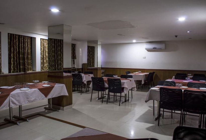 Hotel Oyo Rooms City Centre Gwalior 11