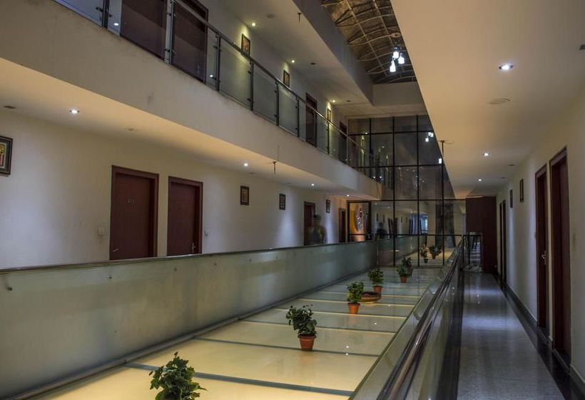 Hotel Oyo Rooms City Centre Gwalior 7