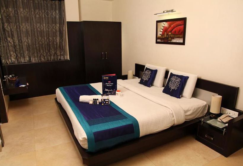 Hotel Oyo Premium Purshottamdas Tandon Marg