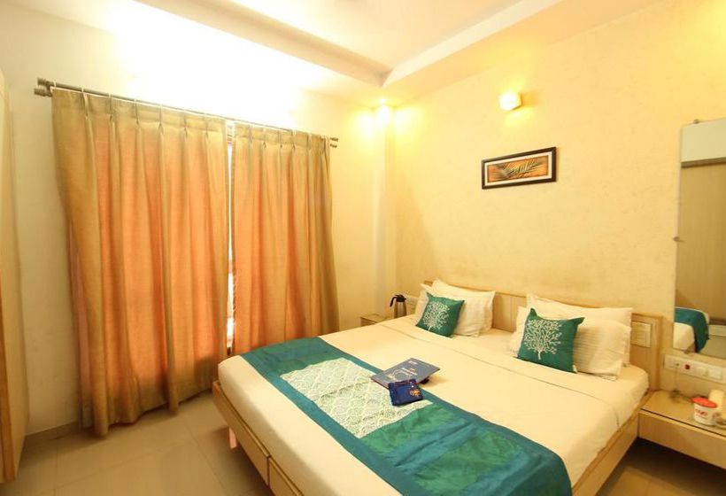 Hotel Oyo Premium Unapani Road 14