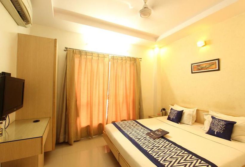 Hotel Oyo Premium Unapani Road 15