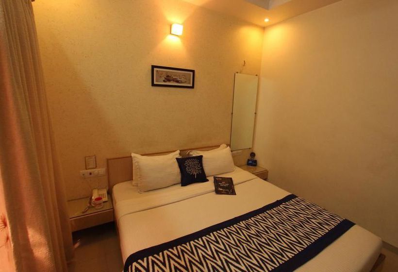 Hotel Oyo Premium Unapani Road 19