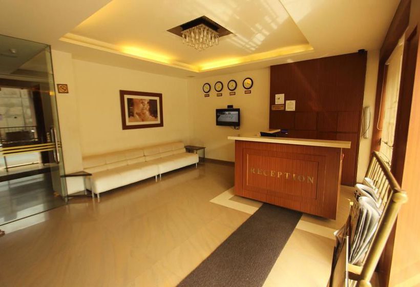 Hotel Oyo Premium Unapani Road 6