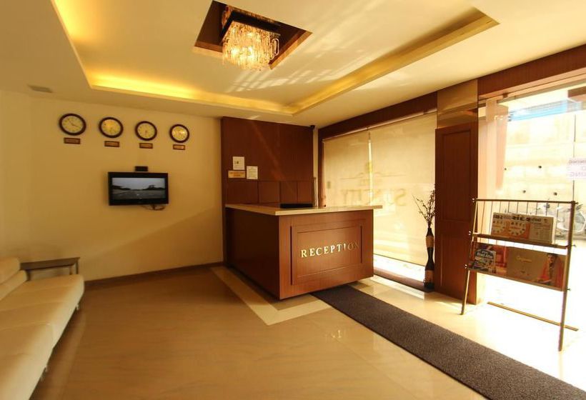 Hotel Oyo Premium Unapani Road 9