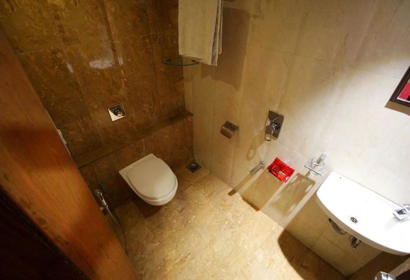 Hotel Oyo Rooms Race Course Ring Road 6