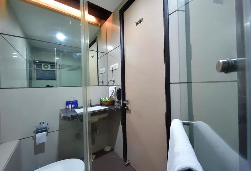 Hotel Oyo Premium Dumas Road 10