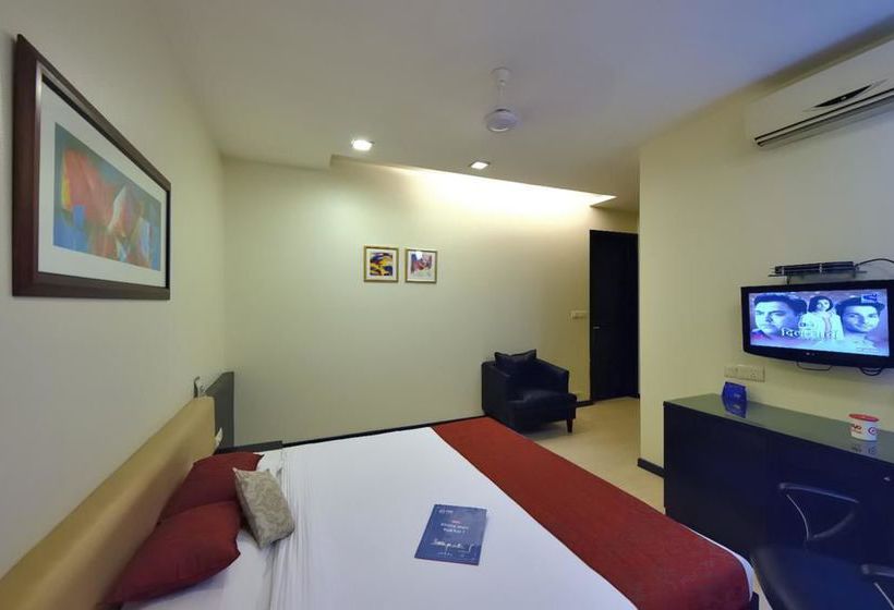 Hotel Oyo Premium Dumas Road 4
