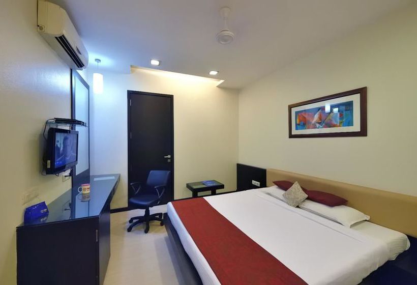 Hotel Oyo Premium Dumas Road 5