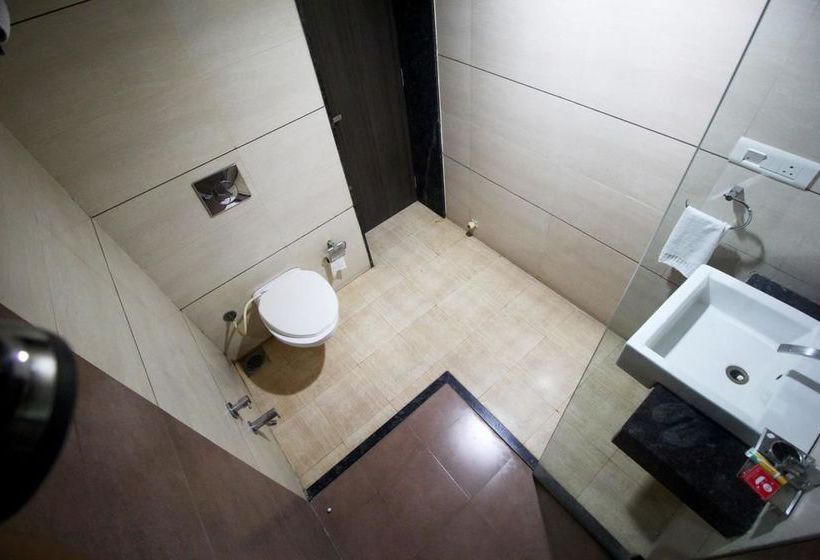 Hotel Oyo Rooms Rc Dutt Road 6