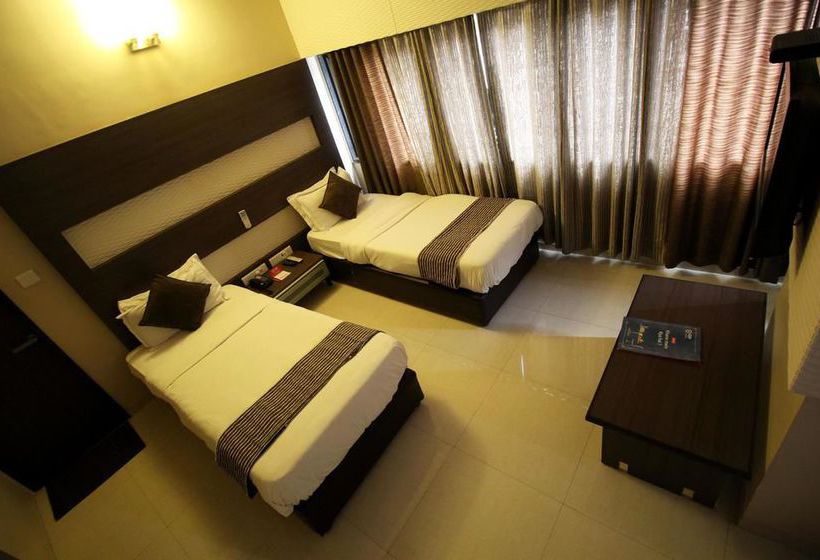 Hotel Oyo Rooms Rc Dutt Road 9