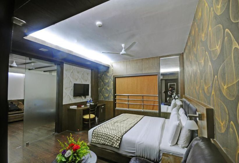 Hotel Oyo Premium Vip Road 1