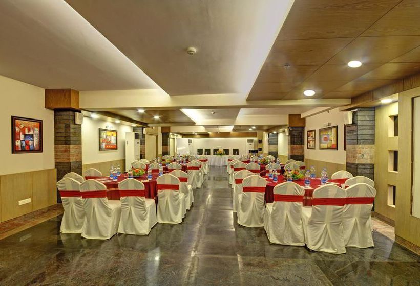 Hotel Oyo Premium Vip Road 10