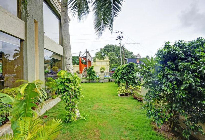 Hotel Oyo Premium Vip Road 12