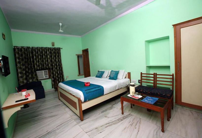 Hotel Oyo Rooms Old Public Park 8