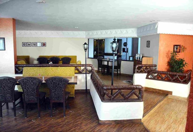 Hotel Oyo Premium Vidya Nagar 6