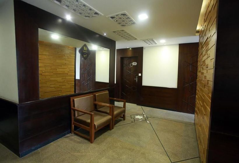 Hotel Oyo Premium Children Park Sardarpura 15