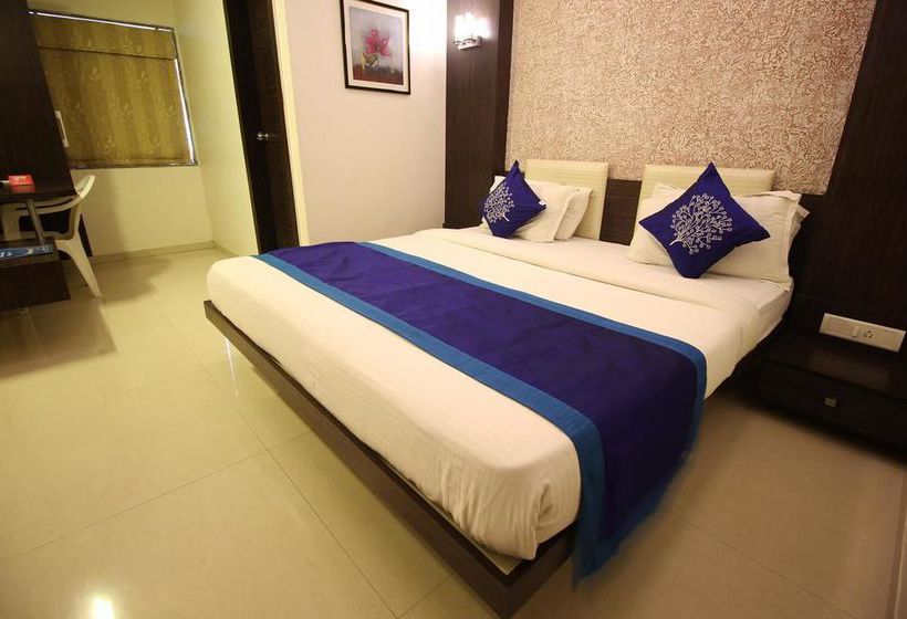 Hotel Oyo Rooms Kanak Road