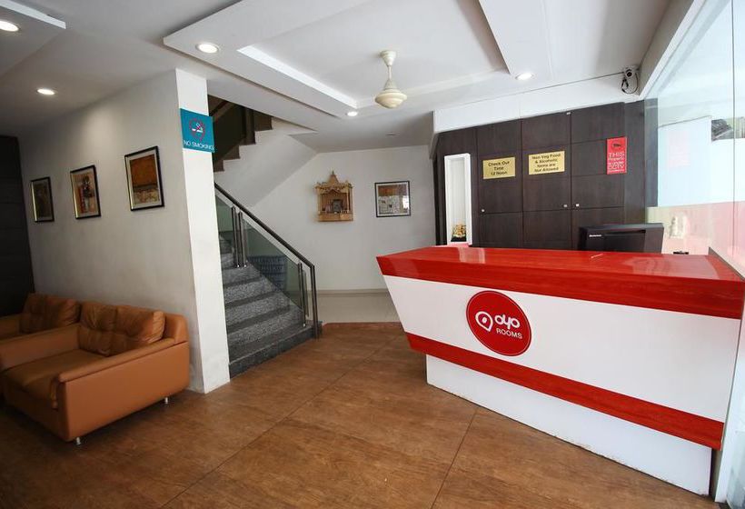Hotel Oyo Rooms Kanak Road 1