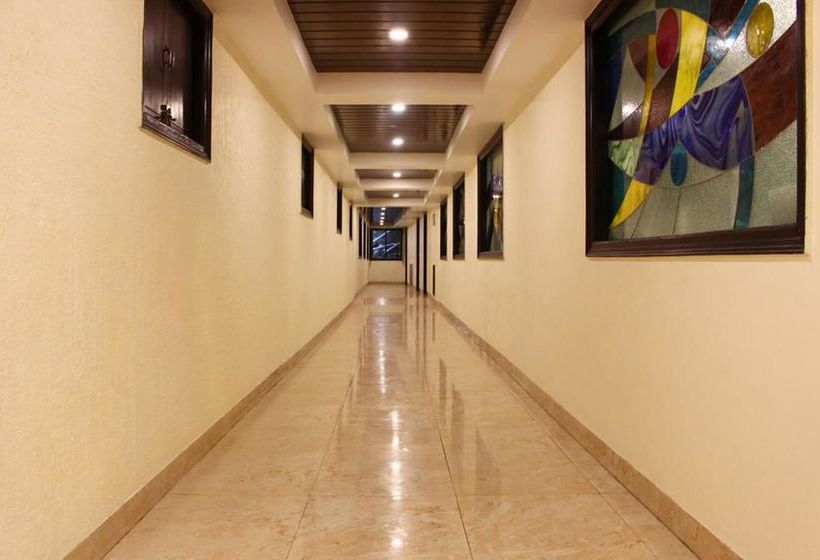 Hotel Oyo Premium Spring Road Mussoorie 11