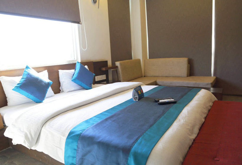 Fabhotel Phase 4 Galleria 1