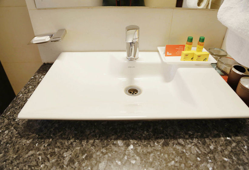 Fabhotel Phase 4 Galleria 2