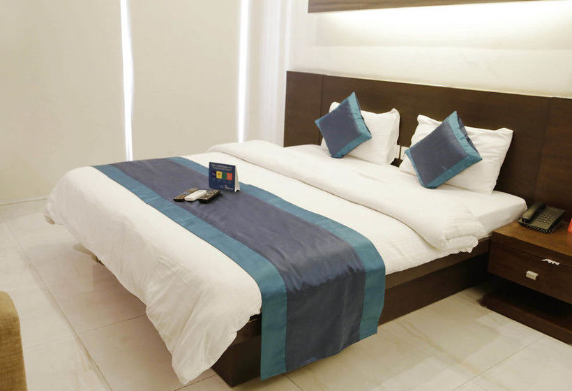 Fabhotel Phase 4 Galleria 7