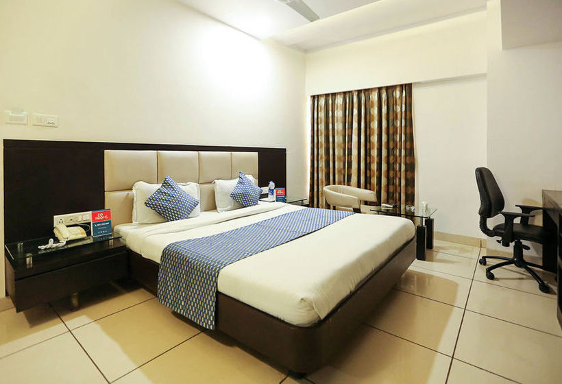 Hotel Zo Rooms Navrangpura Commerce College 7