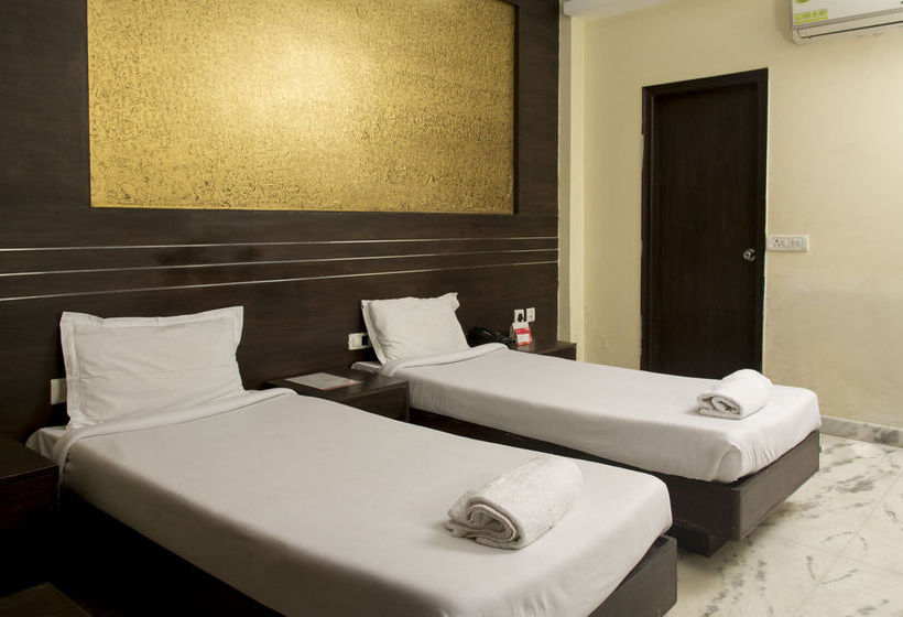 Hotel Oyo Rooms Meenakshi Amman Temple 14