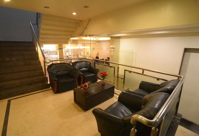 Hotel Oyo Rooms Meenakshi Amman Temple 9