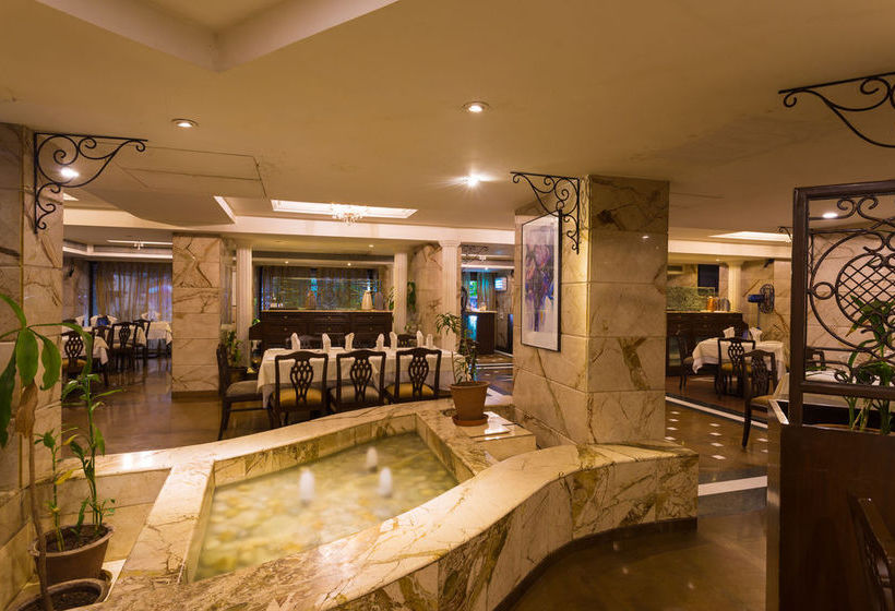 Ginger Hotel Thane 15