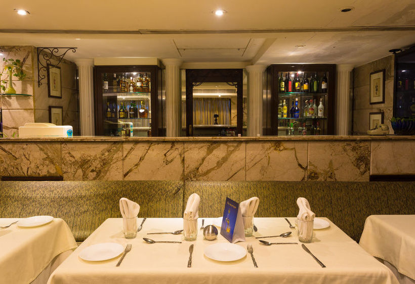 Ginger Hotel Thane 16