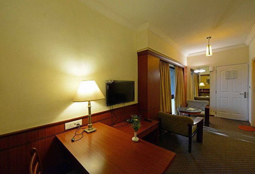 Hotel Zo Rooms Ellis Bridge 7