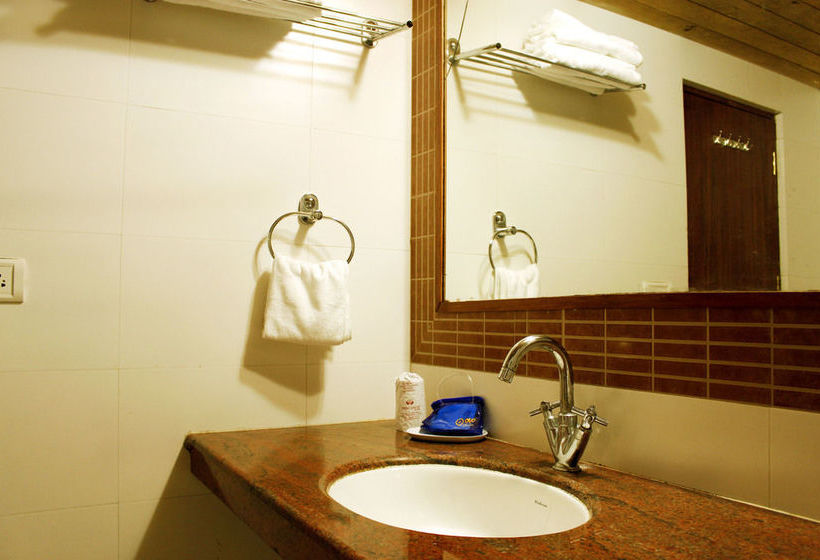 Hotel Oyo Rooms Jogiwara Road 17