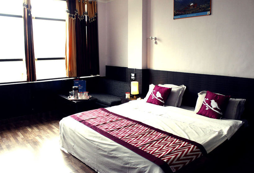 Hotel Oyo Rooms Jogiwara Road 8