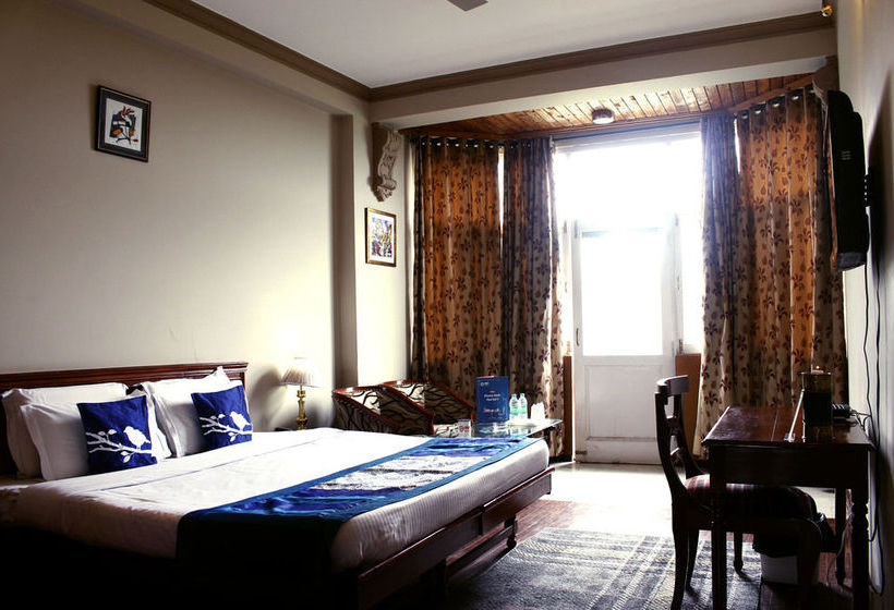 Hotel Oyo Premium Khanyara Road 5