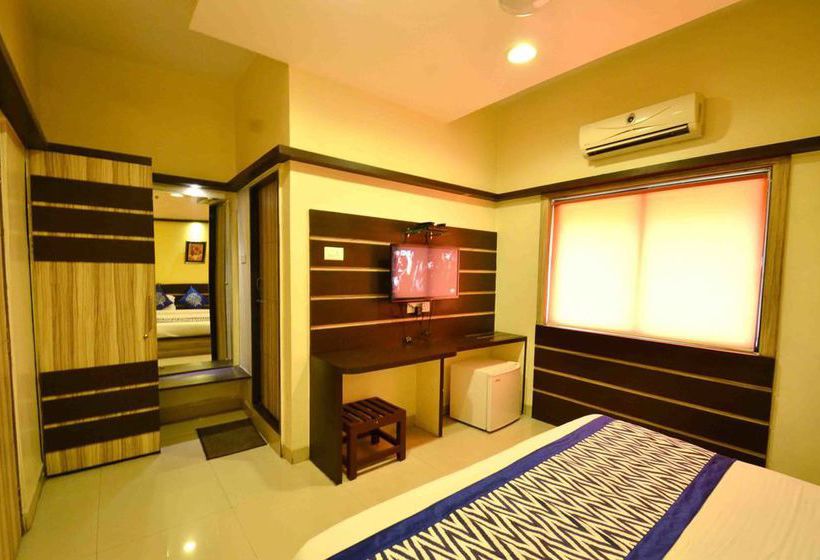 Hotel Oyo Rooms Bhawarkuan Square 14