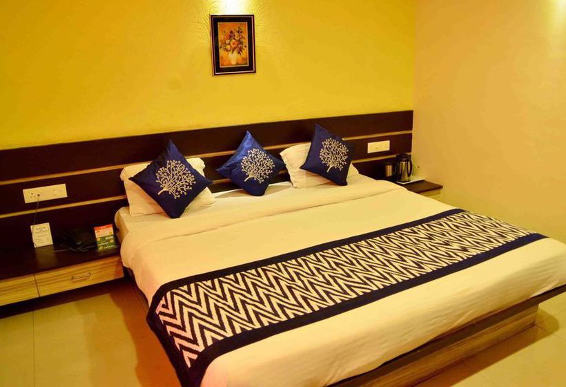 Hotel Oyo Rooms Bhawarkuan Square 5