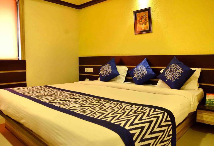 Hotel Oyo Rooms Bhawarkuan Square 6