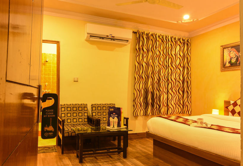 Hotel Oyo Premium Jhalawar Road 14