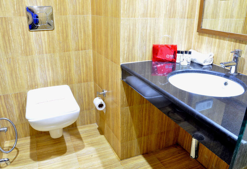 Hotel Oyo Premium Vidhan Sabha Marg Lucknow