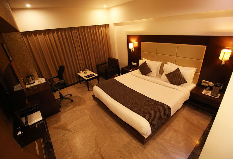 Hotel Oyo Premium Jubilee Garden Jawahar Road 19