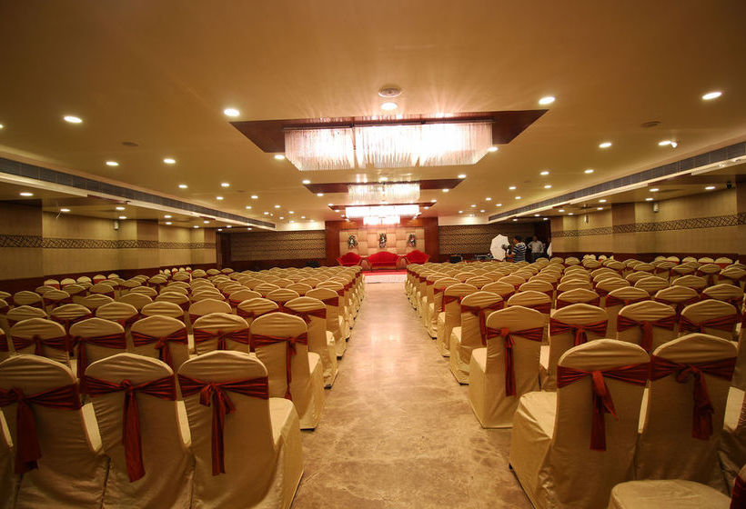 Hotel Oyo Premium Jubilee Garden Jawahar Road 2