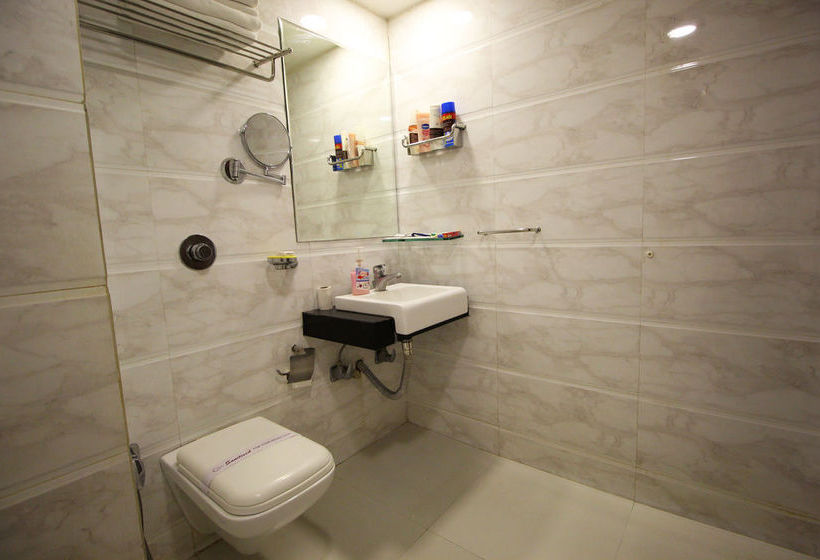 Hotel Oyo Premium Jubilee Garden Jawahar Road 7